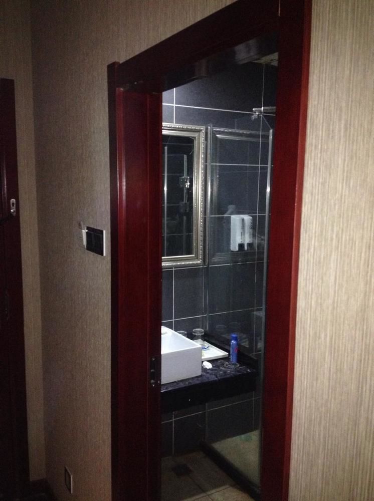 Meijing Business Hotel Ζενγκ Τζου Εξωτερικό φωτογραφία